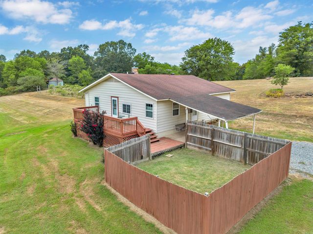 99 Sandtown Road, Morrilton, AR 72110