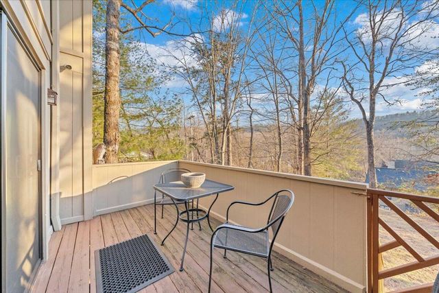 7239 Woods Crossing, Roanoke, VA 24018