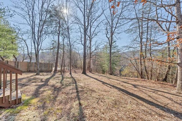 7239 Woods Crossing, Roanoke, VA 24018