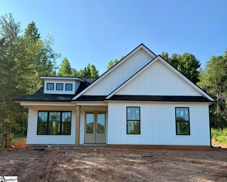 518 Stewart Hill Court, Taylors, SC 29687