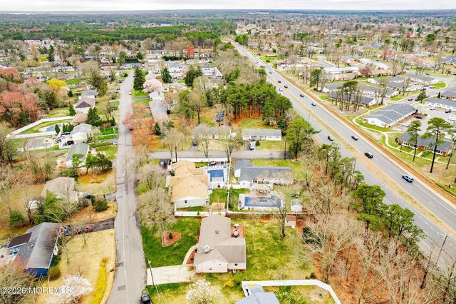 234 Hawaii Drive, Brick, NJ 08723
