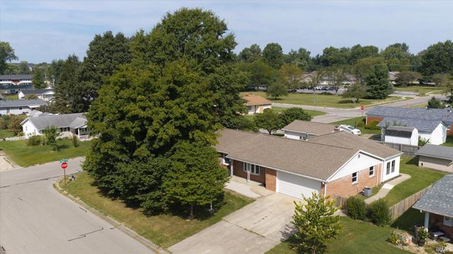 4154 W Daniel Avenue, Bloomington, IN 47403