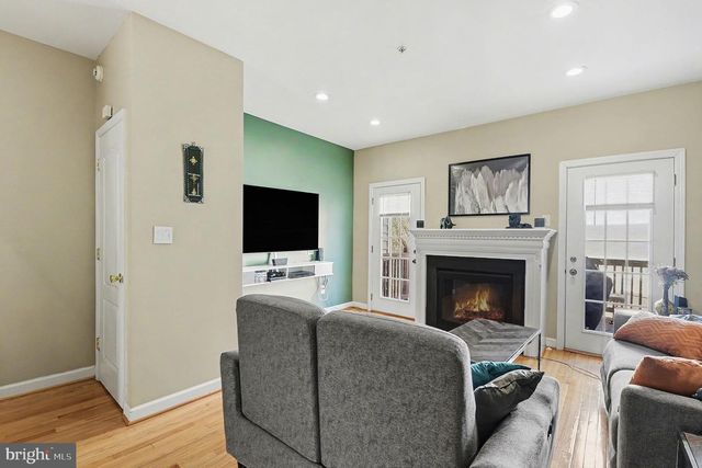 8016 PENNINGTON DR, Laurel, MD 20724