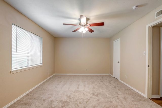 4814 Trailwood Drive, Grand Prairie, TX 75052
