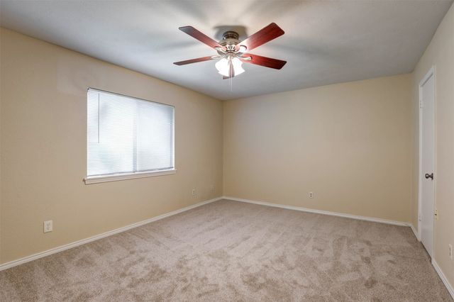 4814 Trailwood Drive, Grand Prairie, TX 75052