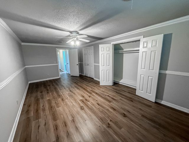 1690 W US Highway 70, Plainview, TX 79072