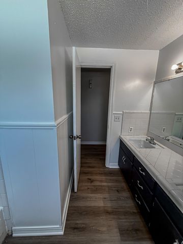 1690 W US Highway 70, Plainview, TX 79072