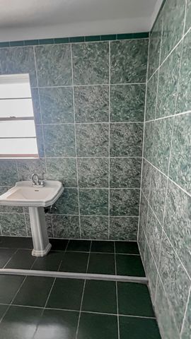 1690 W US Highway 70, Plainview, TX 79072