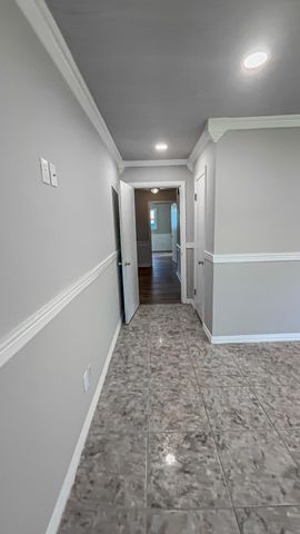 1690 W US Highway 70, Plainview, TX 79072