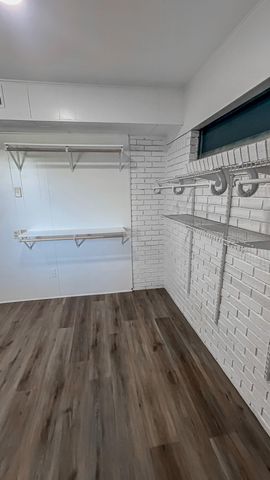 1690 W US Highway 70, Plainview, TX 79072