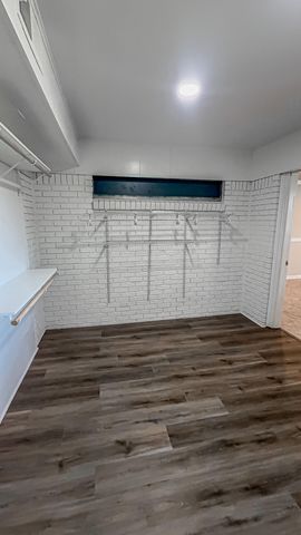 1690 W US Highway 70, Plainview, TX 79072