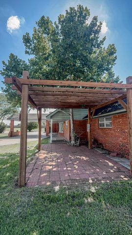 1690 W US Highway 70, Plainview, TX 79072