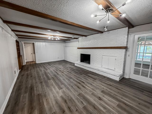 1690 W US Highway 70, Plainview, TX 79072