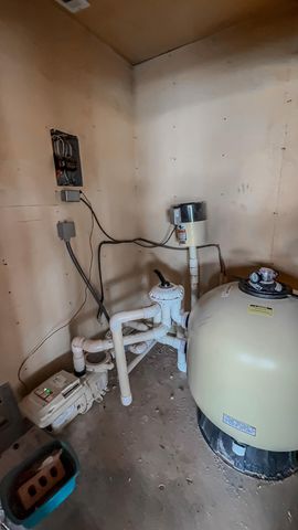 1690 W US Highway 70, Plainview, TX 79072