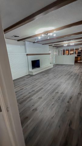 1690 W US Highway 70, Plainview, TX 79072