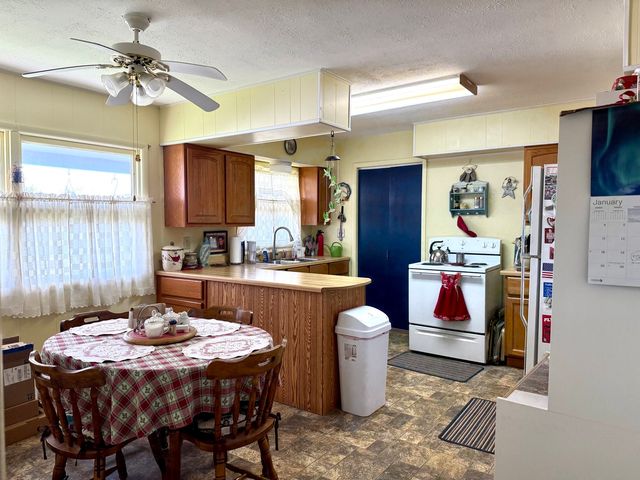 909 N Washington Street, Marion, IL 62959