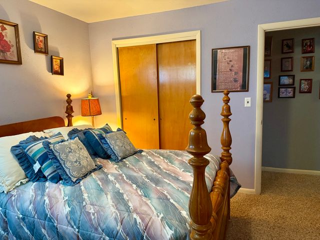 909 N Washington Street, Marion, IL 62959