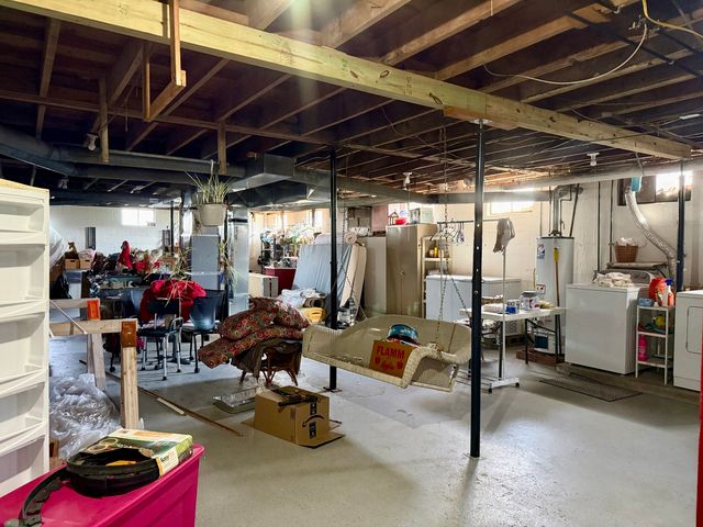 909 N Washington Street, Marion, IL 62959