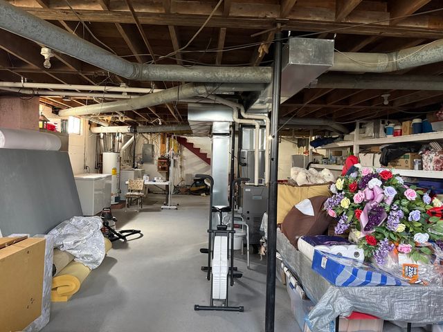 909 N Washington Street, Marion, IL 62959