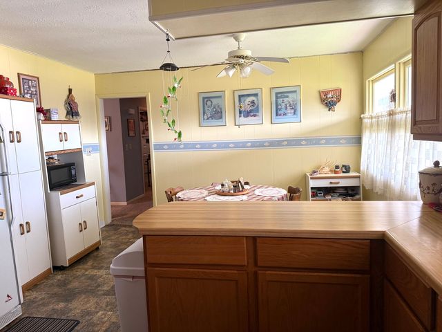 909 N Washington Street, Marion, IL 62959