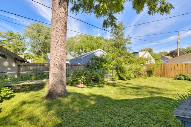 918 39th Street, Des Moines, IA 50312