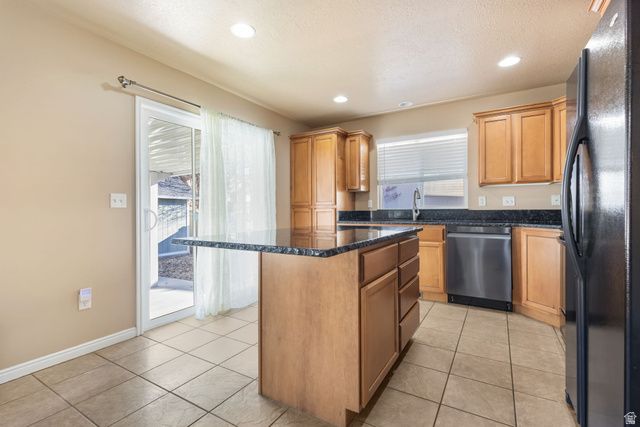 1958 N 2750 W, Clinton, UT 84015