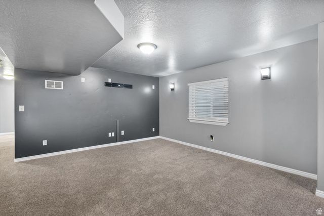 1958 N 2750 W, Clinton, UT 84015