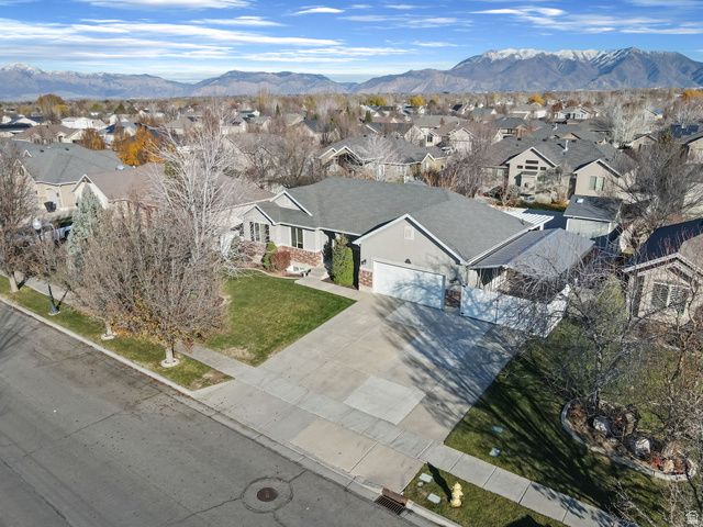 1958 N 2750 W, Clinton, UT 84015