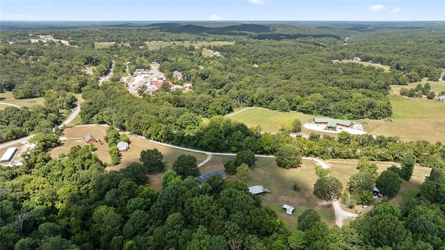 18582 Highway 127, Garfield, AR 72732