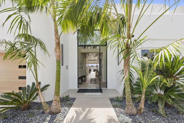 1053 E Briarfield Dr, San Diego, CA 92109