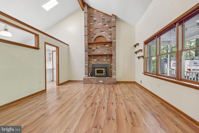 13437 BRISTOW RD, Nokesville, VA 20181