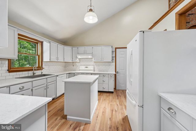13437 BRISTOW RD, Nokesville, VA 20181