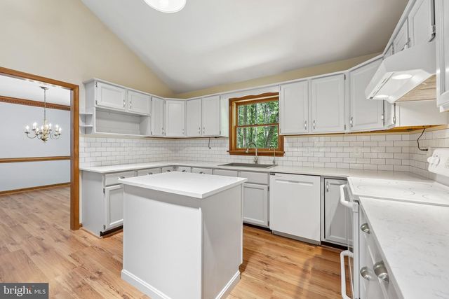 13437 BRISTOW RD, Nokesville, VA 20181