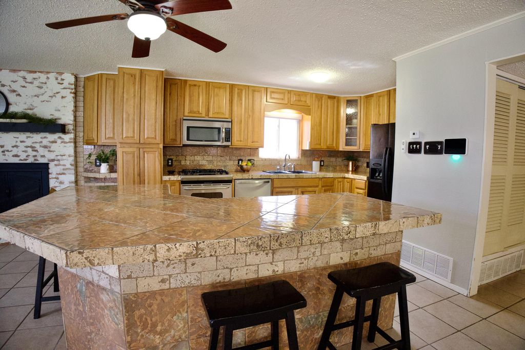 Image 13 of property listing at 2724 Lsu Avenue, San Angelo, TX 76904
