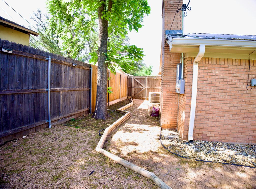 Image 33 of property listing at 2724 Lsu Avenue, San Angelo, TX 76904