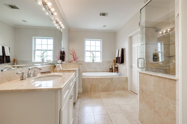 5306 Nolda Street A, Houston, TX 77007