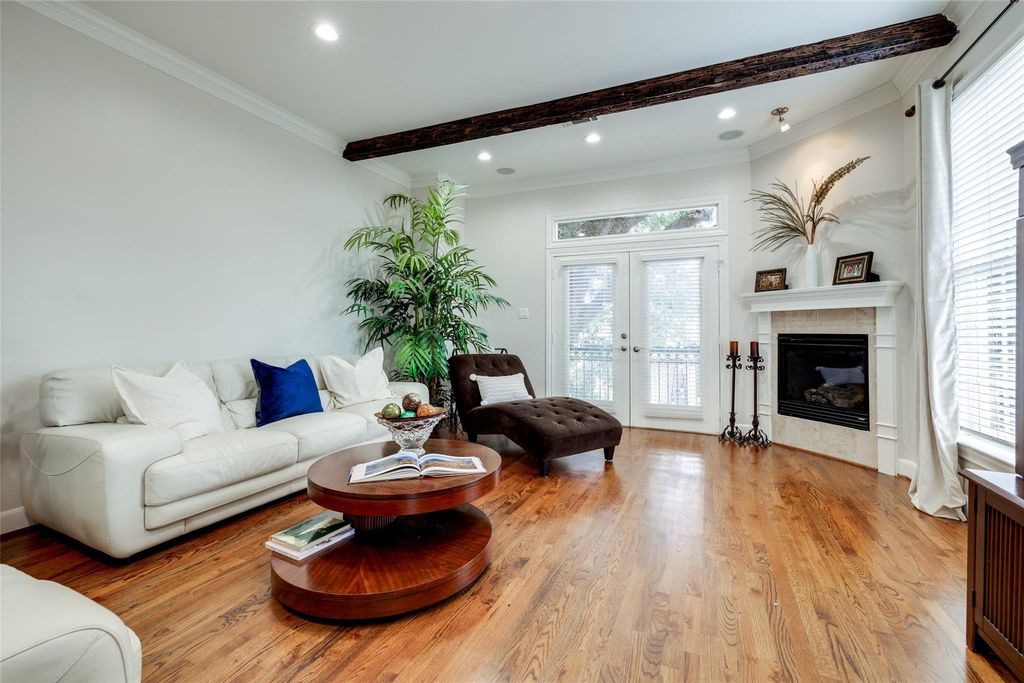 5306 Nolda Street A, Houston, TX 77007