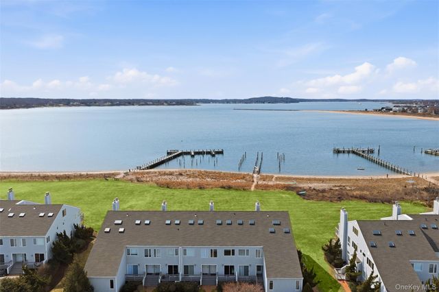 2460 Shipyard Lane 5G2, East Marion, NY 11939