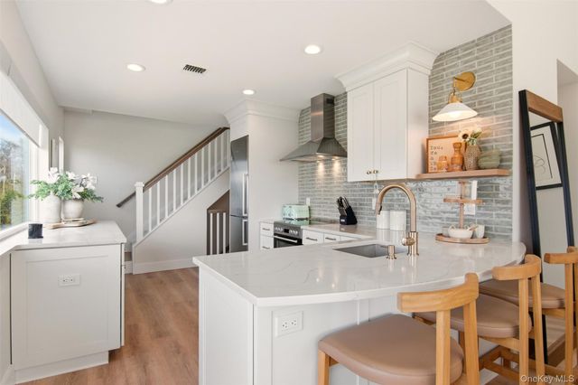 2460 Shipyard Lane 5G2, East Marion, NY 11939
