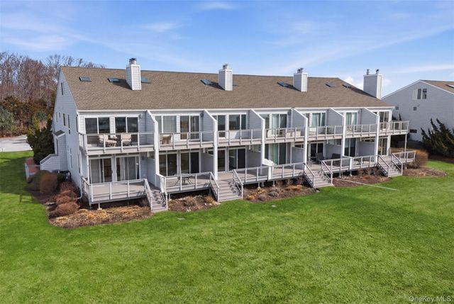 2460 Shipyard Lane 5G2, East Marion, NY 11939