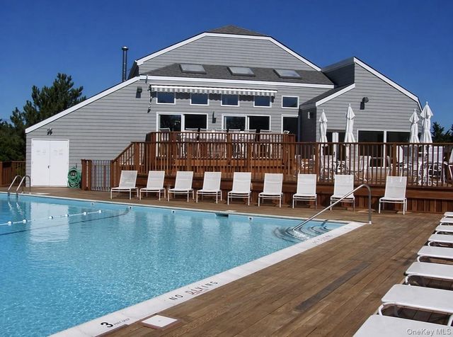 2460 Shipyard Lane 5G2, East Marion, NY 11939