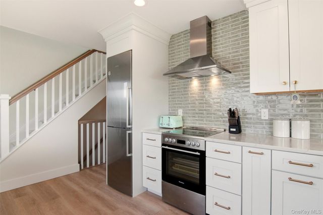 2460 Shipyard Lane 5G2, East Marion, NY 11939