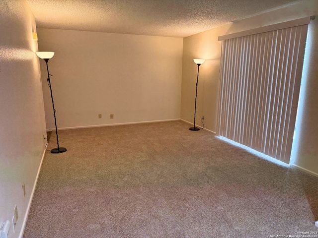 13018 Heimer Rd Apt 805, San Antonio, TX 78216