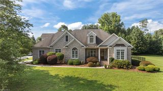 7611 Trebbiano Drive, Kernersville, NC 27284