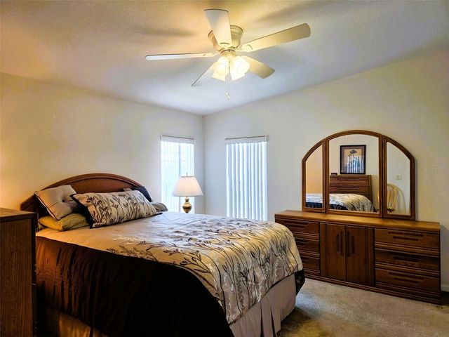 3324 OVERCUP OAK TERRACE, Sarasota, FL 34237