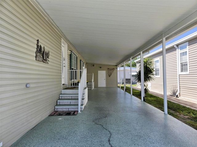 3324 OVERCUP OAK TERRACE, Sarasota, FL 34237