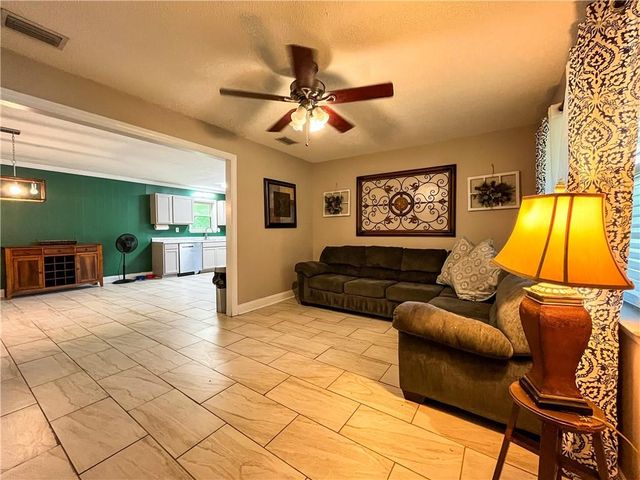 1031 Martha Alleyn Drive, Saraland, AL 36571