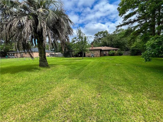 1031 Martha Alleyn Drive, Saraland, AL 36571