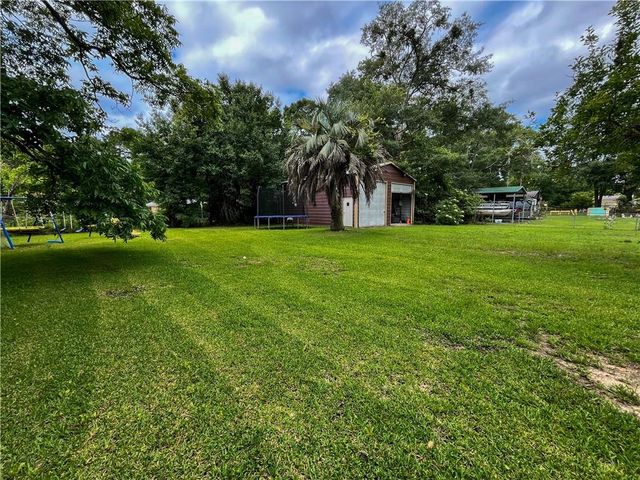 1031 Martha Alleyn Drive, Saraland, AL 36571