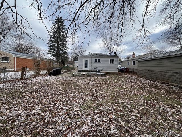 19461 Inkster Road, Livonia, MI 48152